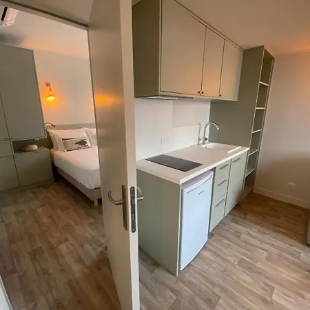 Ξενοδοχείο Lo Berge 3*